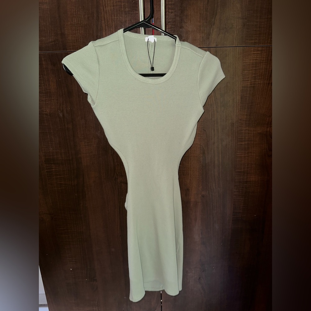 Garage dress